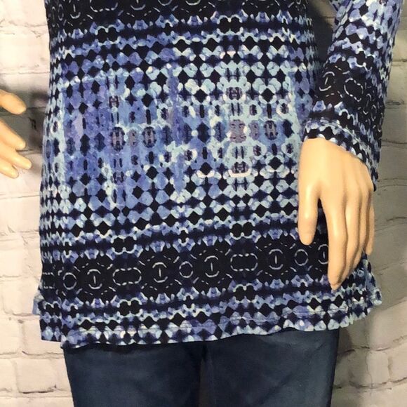 Cable & Gauge Stretchy Top Geometric Patte… - Picture 3 of 8